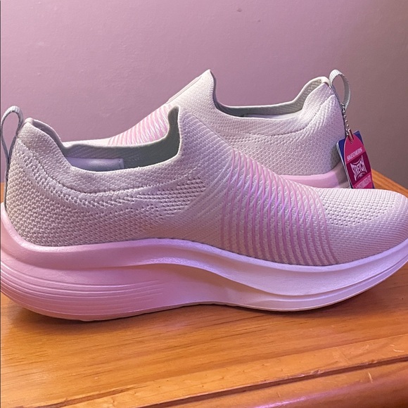 Skechers Women's Pink and White Slip-On Sneakers - Picture 1 of 2